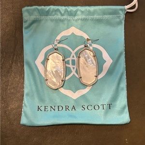 Kendra Scott Drop Earings